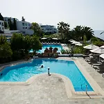 Resort Robinson Daidalos Andimakhia