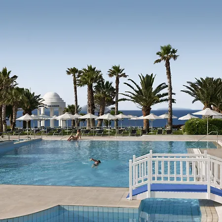 Robinson Daidalos 4* Antimachia