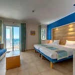 Robinson Daidalos منتجع