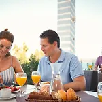 Robinson Daidalos 4*