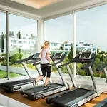 Robinson Daidalos منتجع 4*