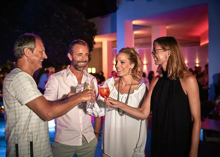 Resort Robinson Daidalos 4*