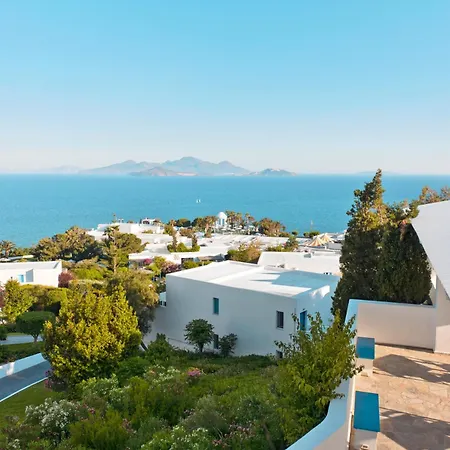 Resort Robinson Daidalos 4*