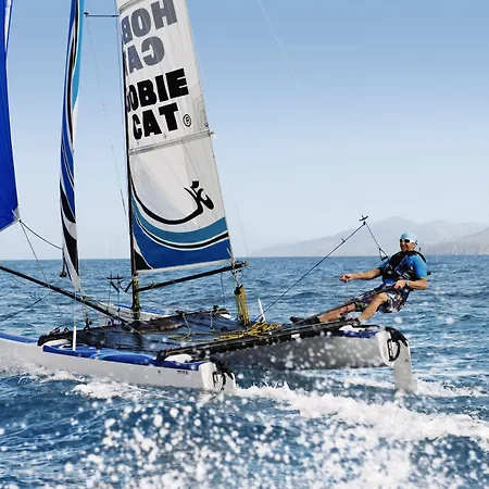 Robinson Daidalos Feriested 4*