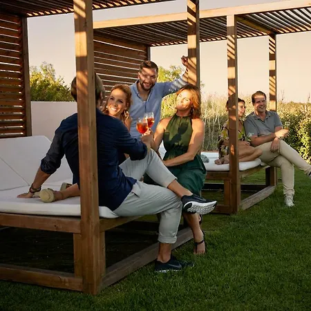 Robinson Daidalos 4*