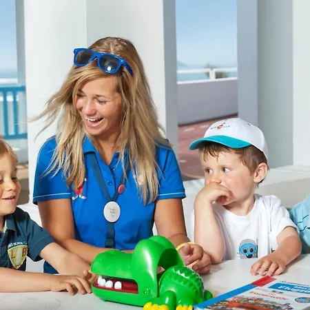 Robinson Daidalos 4* Antimachia